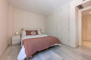 The Scandi-Aries Studio Luxury in Nueva Andalucia - 3