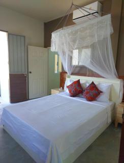 Tha Khao Beach House 1 - 2