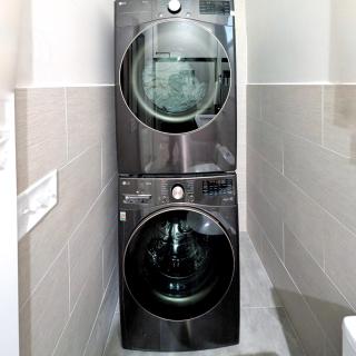 Downtown Cincinnati Boutique at Newport 3BR with 100in Cinema TV - 7