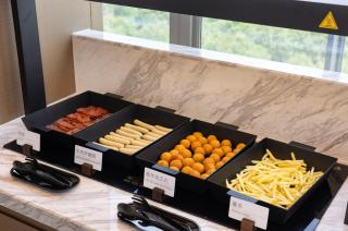 Atour Hotel at Guangzhou Olympic Sports Center Huangcun Subway Station - Canton - 1