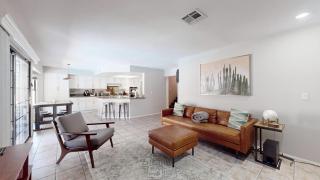 Beautiful Modern Home with Pool in Prime Strip Location - 5