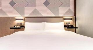 Borrman Hotel Zhuhai Mingzhu Railway Station Rainbow Shopping Mall - 4