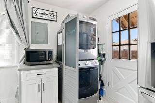 Near Disneyland | Central to LA & OC - 1