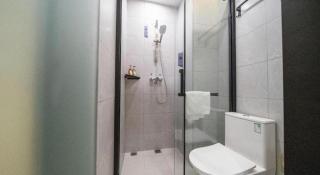 Borrman Hotel Zhangzhou Baolong Plaza - 2