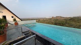 Hillsera Farmhouse - 4