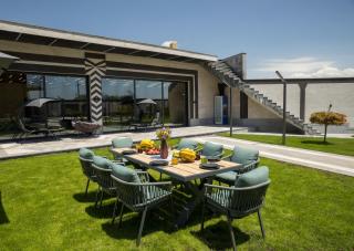 Homma Aparan with Superpool - 1