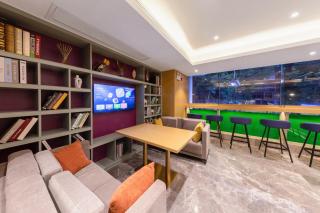 Trendy Romantic Hotel Guangzhou Beijing Road Street Branch - 9