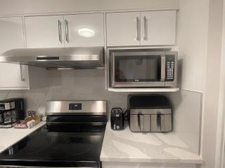 4615 Inverness Street Vancouver, King And Queen sizes 2 Bedrooms Suite with Private Entry - 6