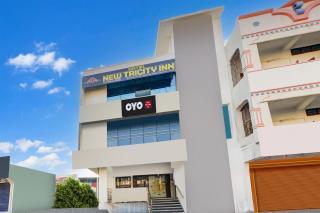 Hotel O Green Light Inn - 2