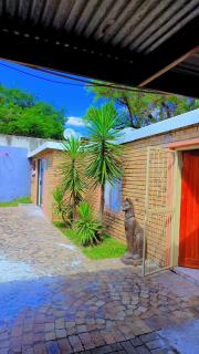 Ngraje Guest House 204 Mbeki Drive - 7