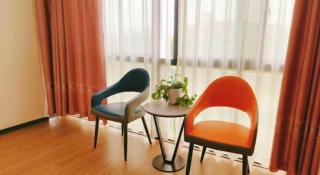 Yiwu Bairui Grand Hotel - 4