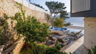 Kalamar bay 5 bedroom seaview villa with private pool hot tub - 6