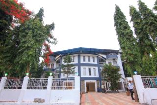 Strand Resort - Lonavala - 0