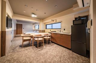 Apartment Hotel 11 Shinsaibashi 6 - 8