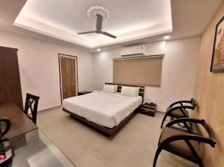 Hotel Abhinandan - 1