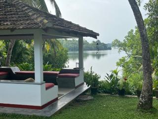 Cinnamon lodge rooms - 4