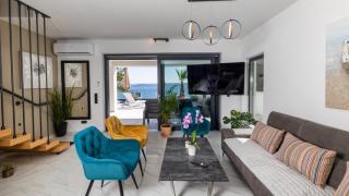 Villa Palazzo Maestral beachfront by Villas Guide - 6