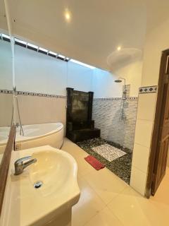 Usane Guest House - 5