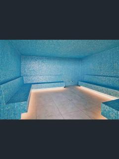 apartment in Tryp by Wyndham near broadwater - 7