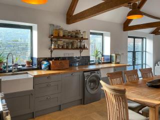 The Barn- Uk50811 - 4