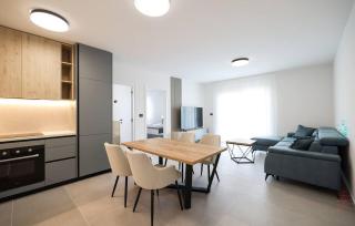 Awesome Apartment In Privlaka With House Sea View - 3