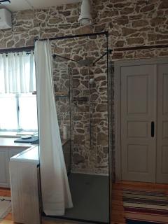 Designer Loft in Historic Center - Chişinău - 3