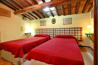 Villa With Views Over Lucca Hills - 1