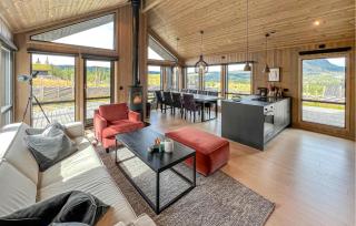 Cozy Home In Svingvoll With House A Mountain View - 7