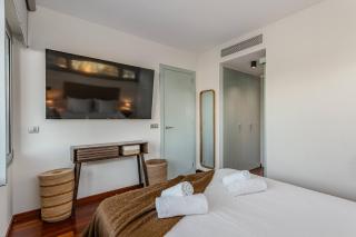 Barcelona Beach Apartment - 2