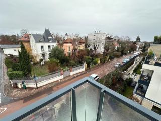 Brand new in Saint-Cloud, 2BR, terrace and parking - 9