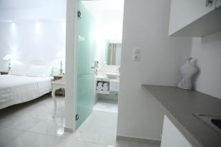The White Suites - Adamas - 5
