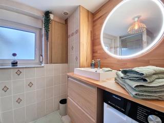 FORET - Neuf - Tout confort - Calme - Parking - Tout équipé - 4