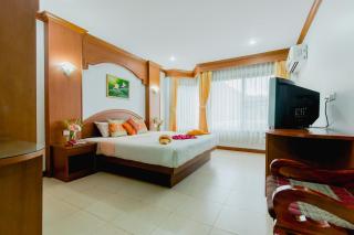 RK Guesthouse - 5