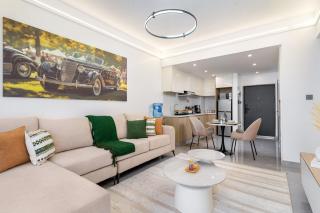 Casa Inikas -Elegant 1BR at Riara One Junction Mal - 0