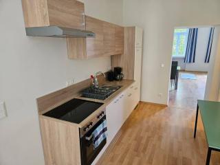 Quiet Apartment with Easy City Access - Close to U3 Schweglerstraße - 1