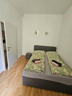 Quiet Apartment with Easy City Access - Close to U3 Schweglerstraße - 1