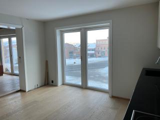 New renovated apartment, superb location and free parking - 4