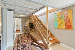 Charming Summer House With Beach Access - 5