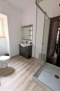 Apt 3, 1er étage, large T2 avec une terrasse commune - 3