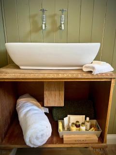 Cabin on the Moors - 4