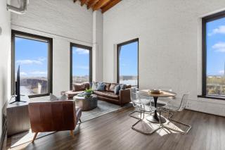 Brick & Bed Riverfront Lofts, P 6F - 9