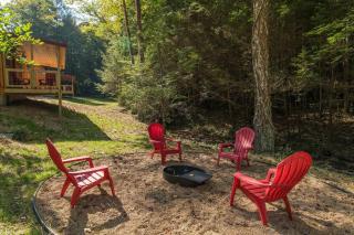 Soul Sister- Creek View, WiFi, Firepit, WiFi, Hiking, 4 mins to Natural Bridge - 1