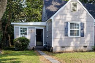 1 Mi to Dtwn Updated Studio in North Greenwood - 7