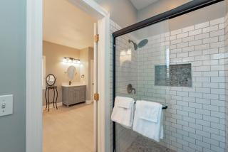 Wine and Roses by Railey Vacations - 3