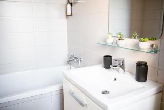 Royal Agoston Palace - Piata Libertatii - Cathedral - Old Tow - 4