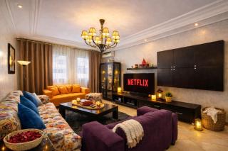 Chic-Top Amenity &Located in the center - 2 Bedrooms Apartment - 0