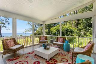 Blackstone on the Bluff with Lake Views Historic Home Family Friendly - 1