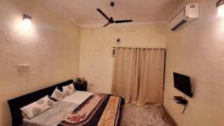Urban Trippers Shamiyana Villa by Arindam - 2
