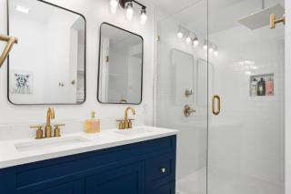 Chic 3BR Home with Fire Pit-Private Yard-Family Friendly - 7