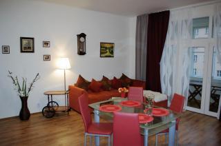 Spacious Prague View Apartment - Prague - 6